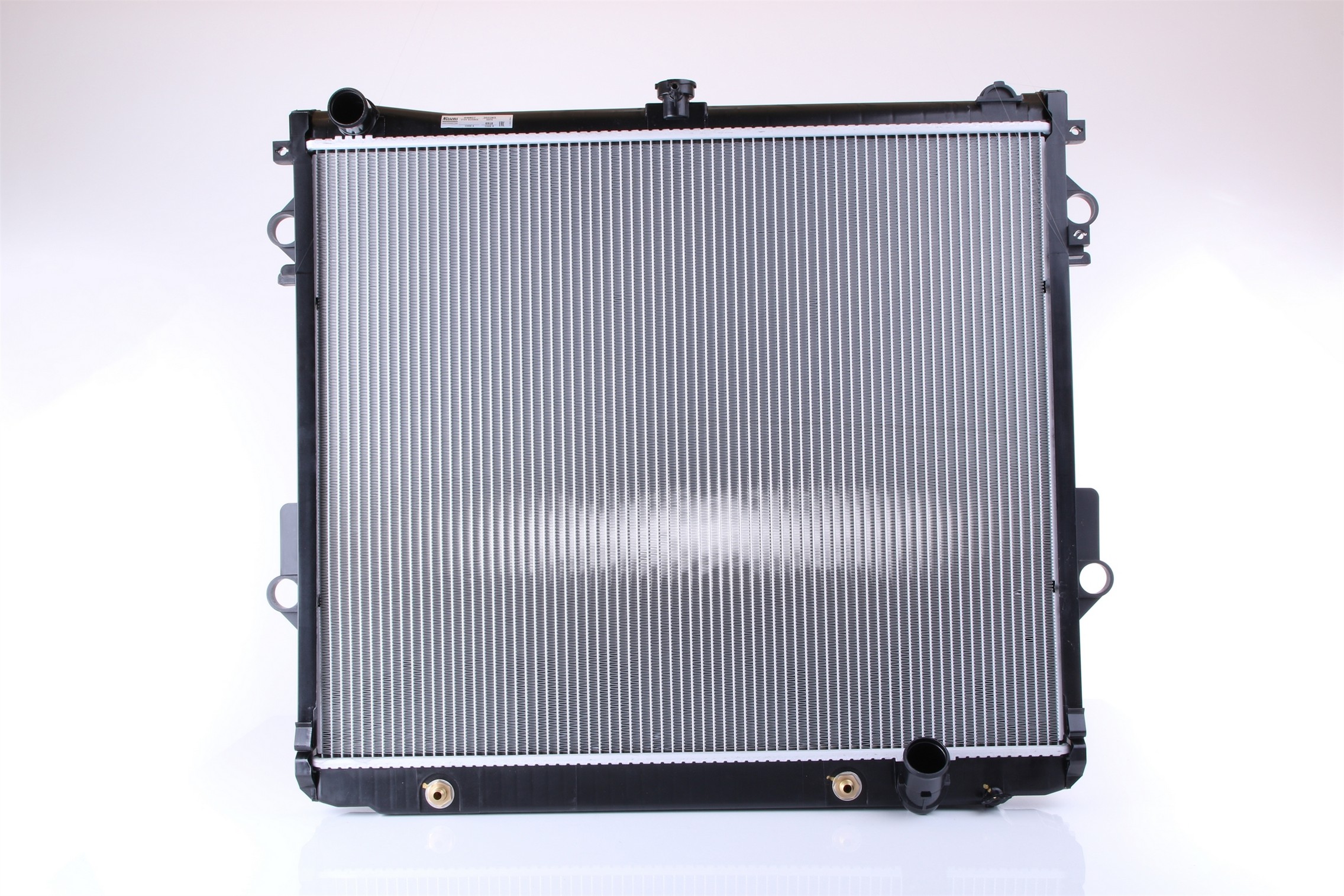 Radiator w/Integrated Transmission Oil Cooler Nissens 327-646827
